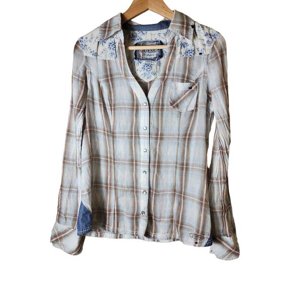 GUESS USA Snap Button Plaid and Floral Silver Accents Long Sleeve Women SZ Large - Picture 1 of 7